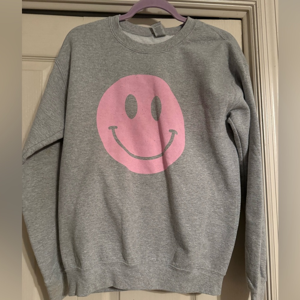 boutique crew neck sweater size S